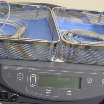 Ультразвуковий електрохірургічний коагулятор Ethicon Harmonic GEN04 300