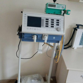 Апарат штучної вентиляції легенів ШВЛ Drager Evita 2 Dura