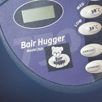 Апарат для обігріву пацієнта BAIR HUGGER750