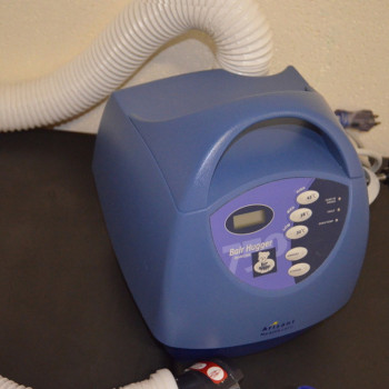 Апарат для обігріву пацієнта BAIR HUGGER750