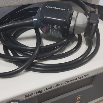 Відеосистема з джерелом світла Smith & Nephew 560