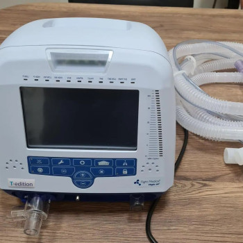 Апарат штучної вентиляції легенів Flight 60T (Flight Medical)