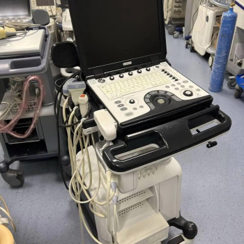 Портативний ультразвуковий сканер GE LOGIQ e