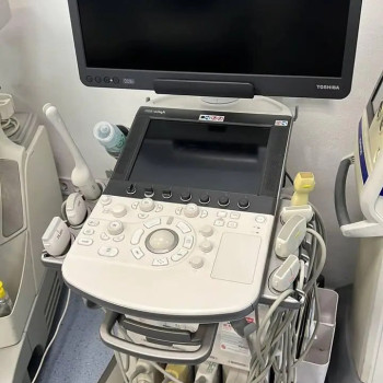 Ультразвуковий діагностичний апарат Toshiba Aplio i800