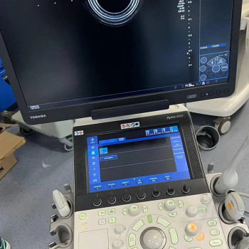 Ультразвуковий діагностичний апарат Toshiba Aplio i800