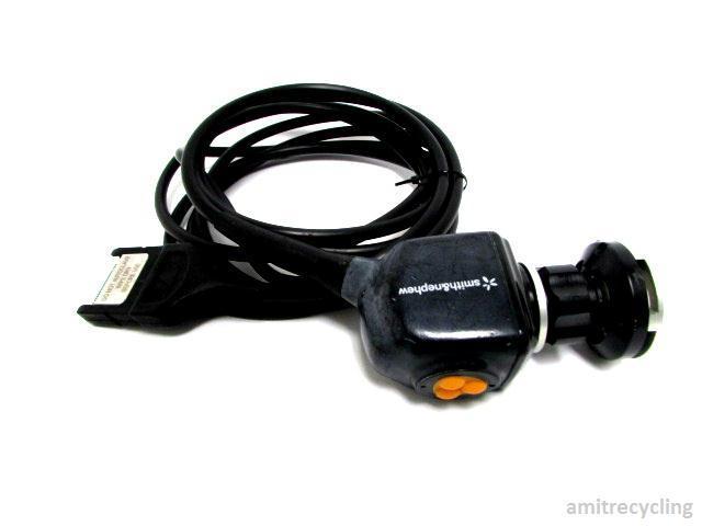 Відеосистема, виготовлена в США, доповнена джерелом світла Smith & Nephew 560